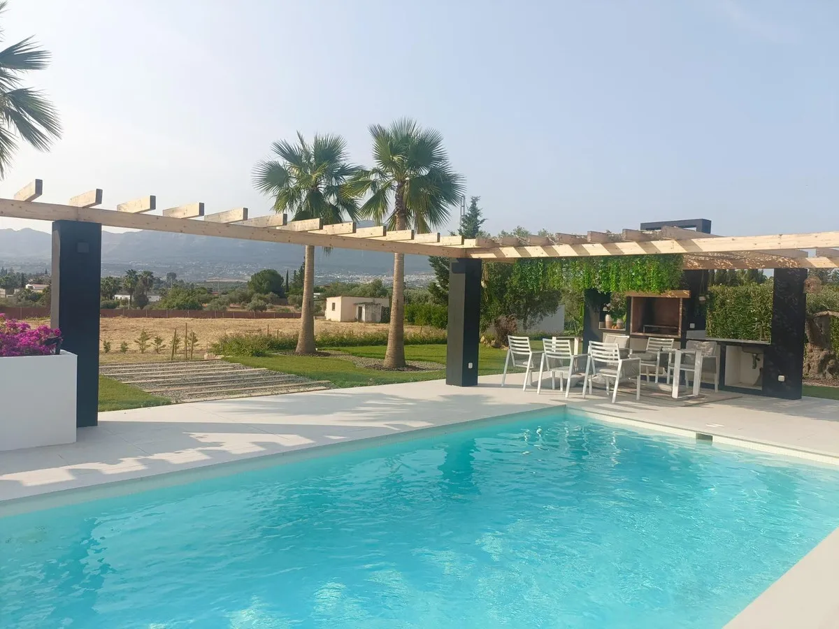 cfddb4b4-ca88-457f-9cb7-692993578a84