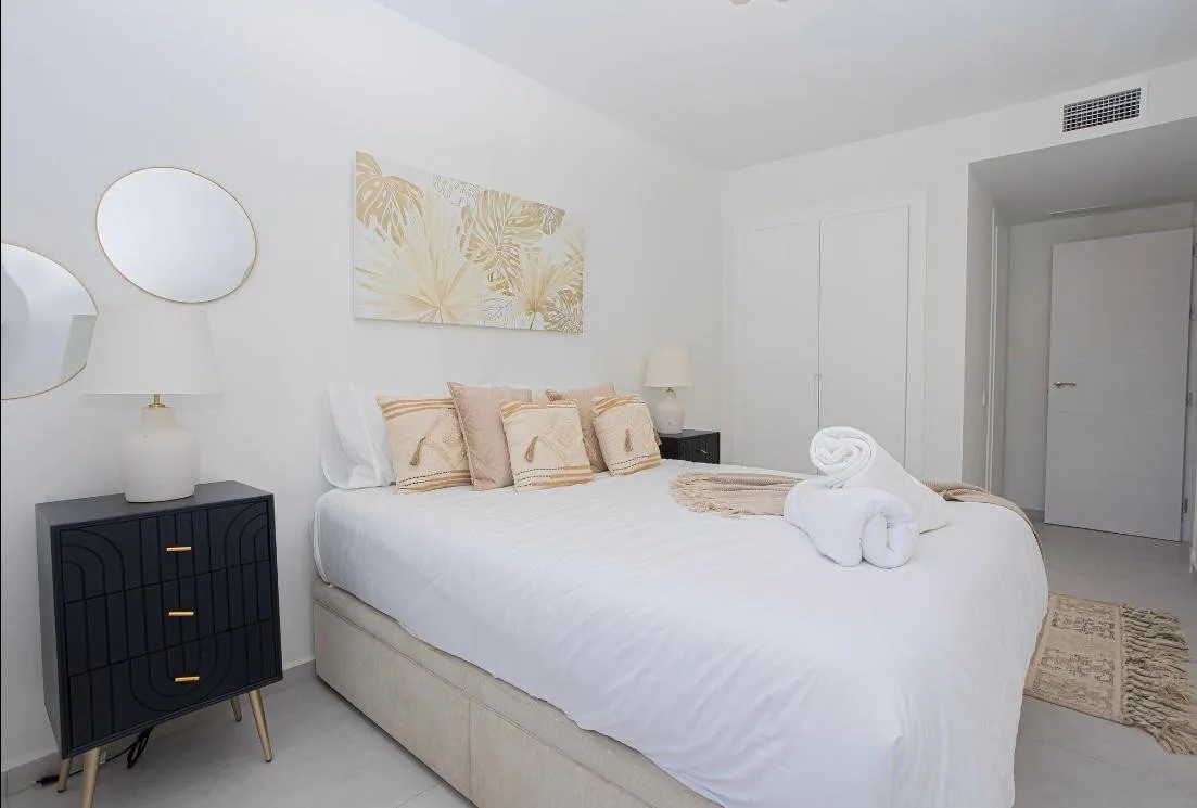 234d8dd8-dd05-4d85-945a-c0f6c9b2122a