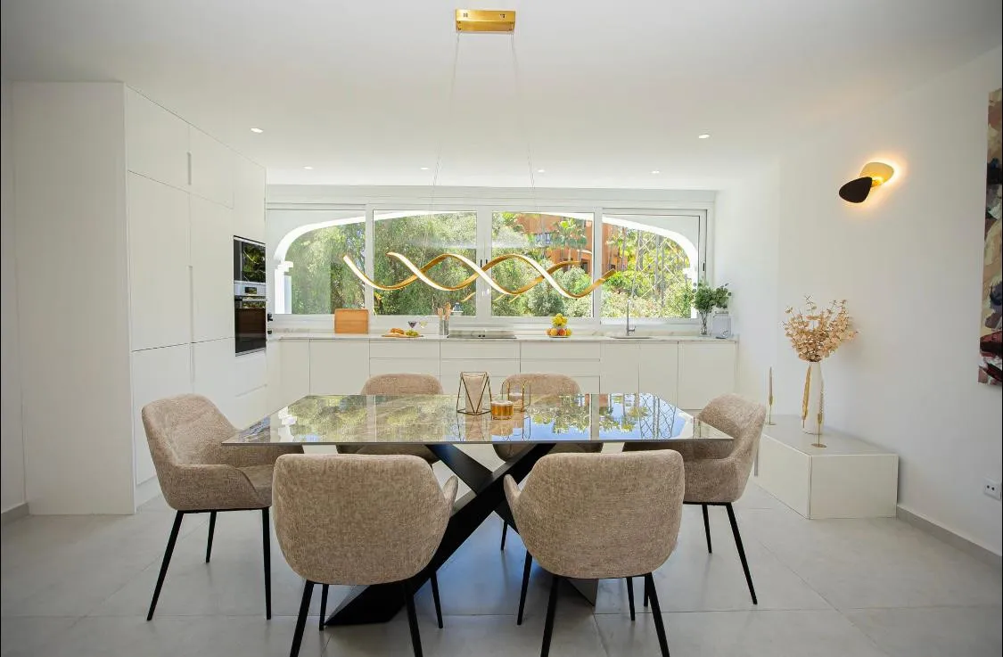 63ff9ba4-47b8-41f5-b7be-5cb71af00751