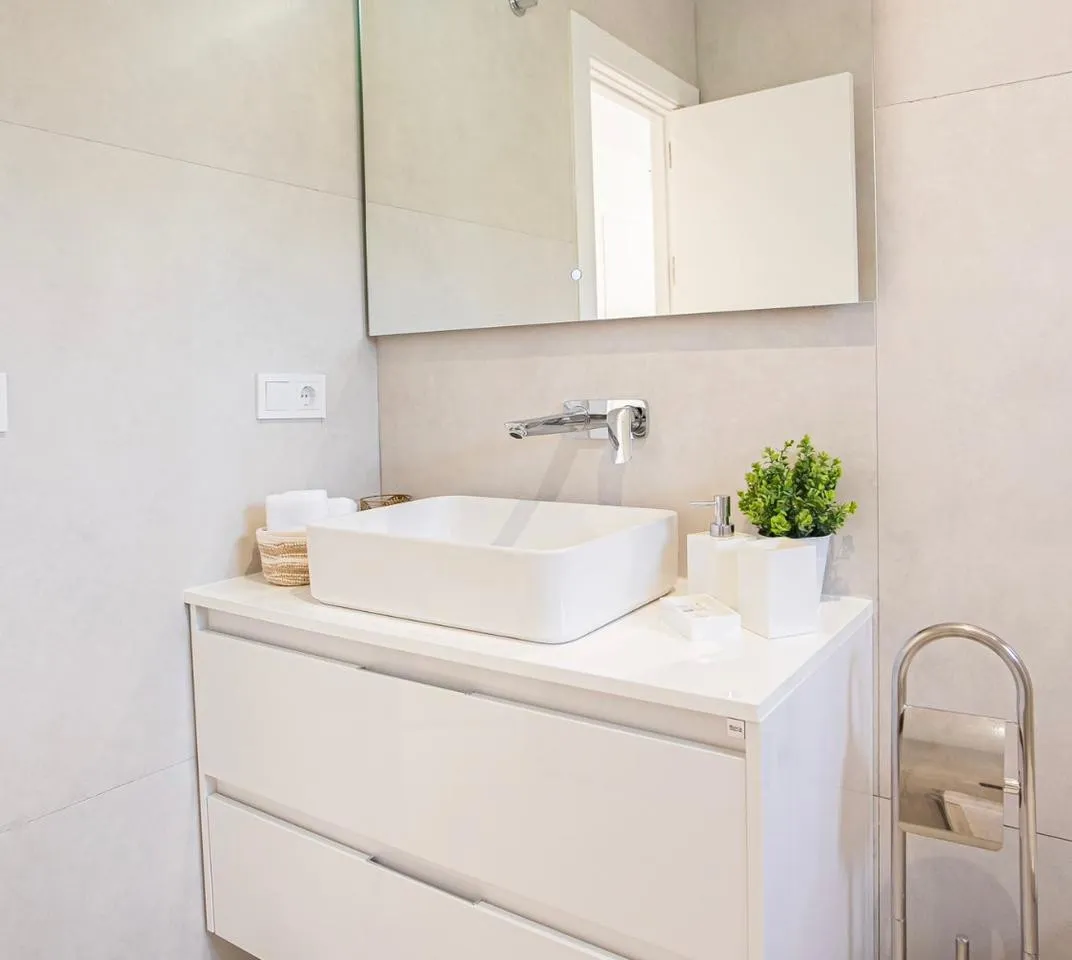 9331adcd-dc6f-4dd9-ad41-b7448e0c8c13