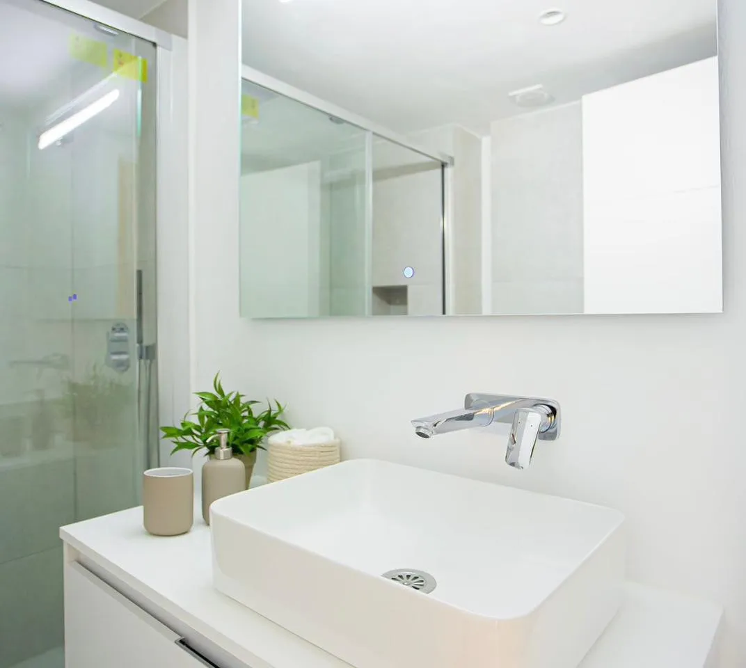 d7b99df0-be47-4a21-80e7-fa77ece24ffb