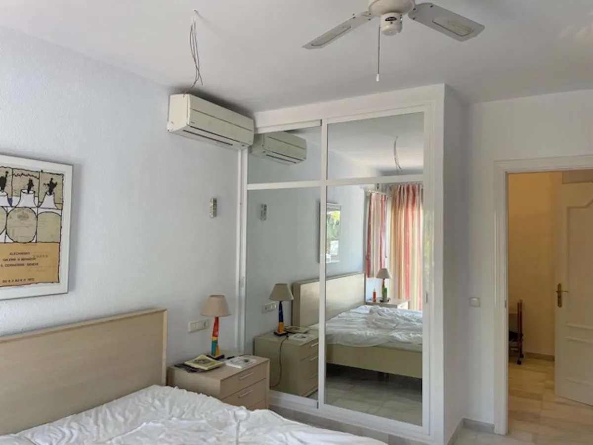 ad53bf6c-7c45-40f4-875c-9ca06d64c526