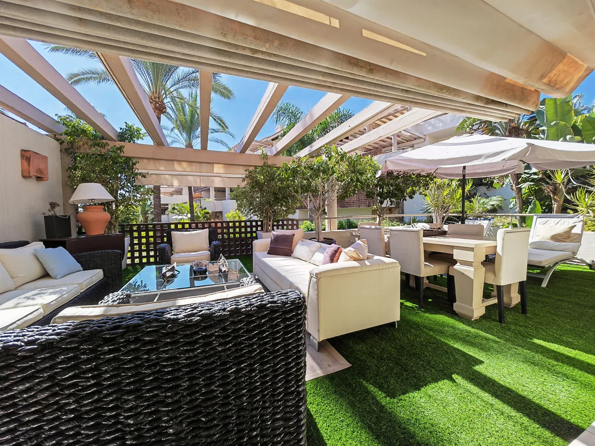 20a1d213-f9c1-450c-a950-891c71392c31