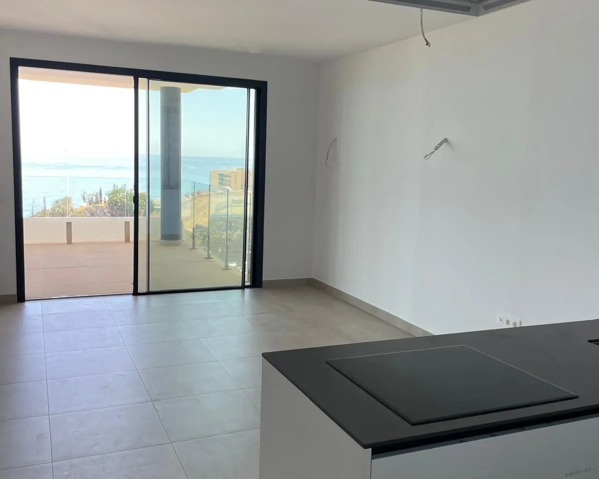 84e0ad43-6d32-4918-bf28-7abdf7ebe2bb