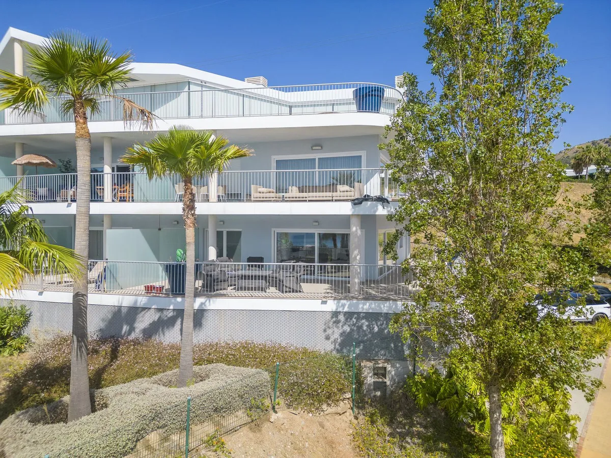 856454a5-3f2a-48c1-8ce7-f2bc05c1bfc7