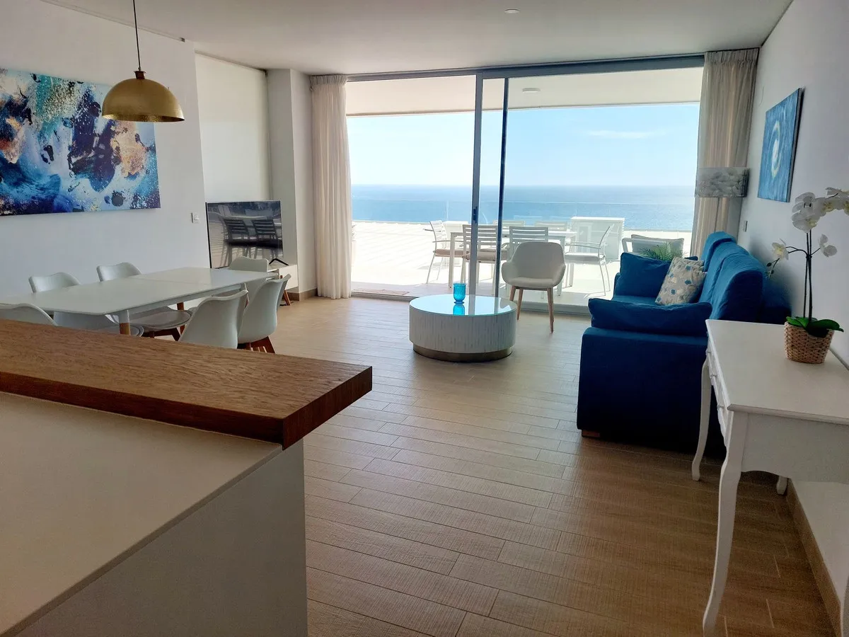 19436473-4fea-4b0b-a63b-849c181ca70a