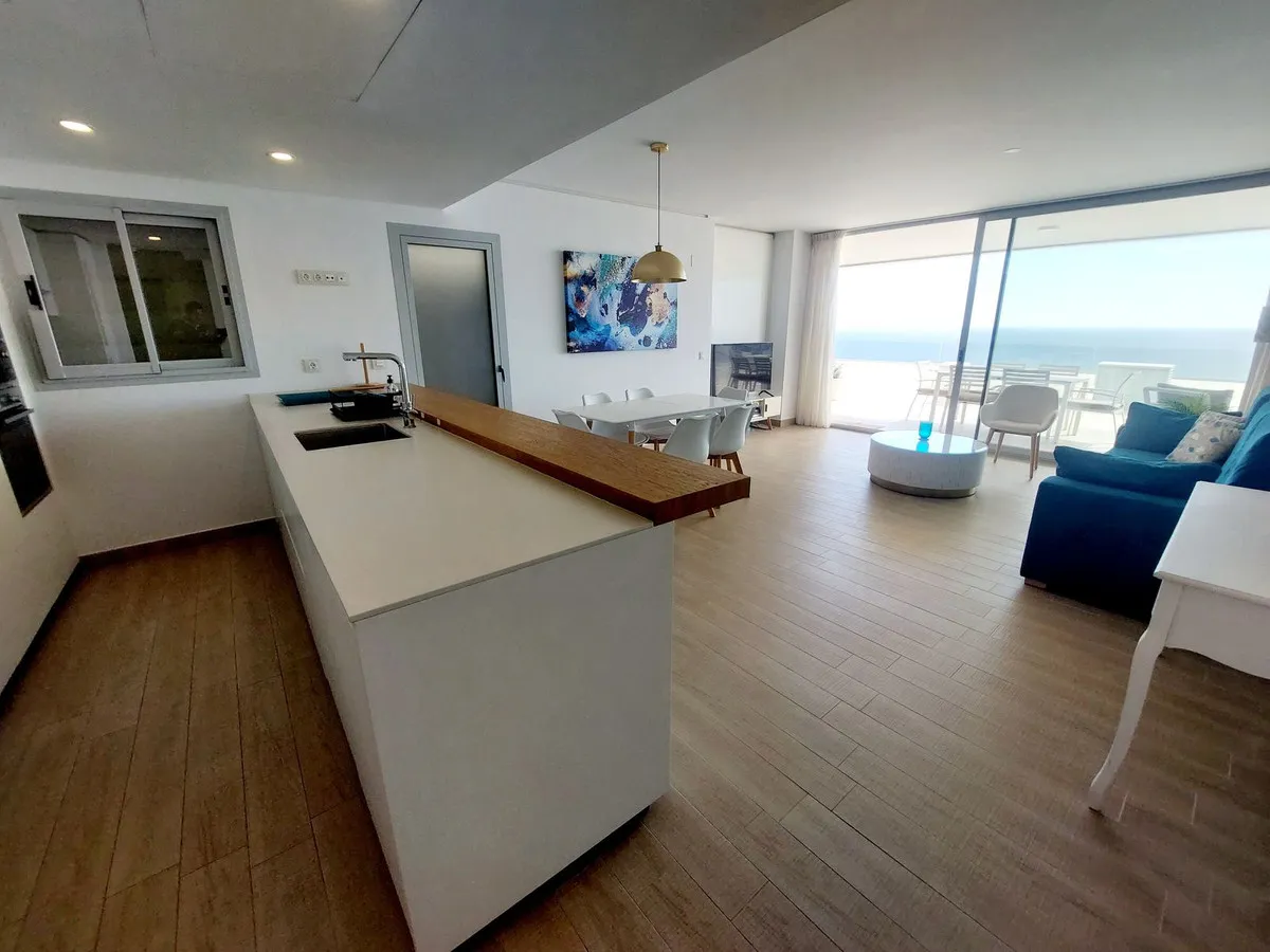 1fce29d8-e5e2-4a2d-8dc9-1631f116662c