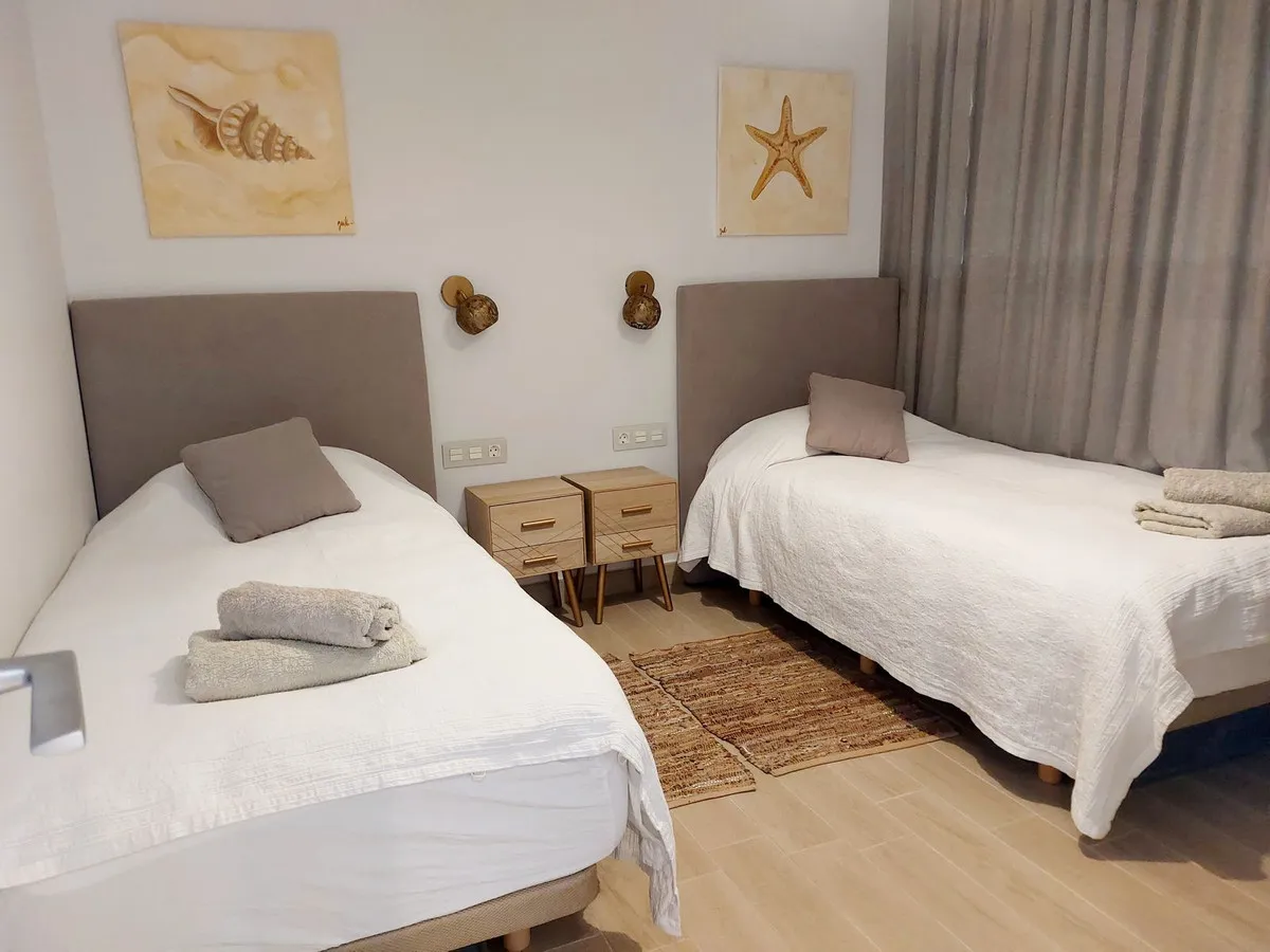 318200b5-c005-4434-bea3-cb1f7980fb46