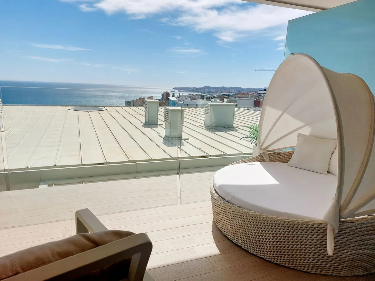 5d209902-152b-40ea-9986-b2970223a907