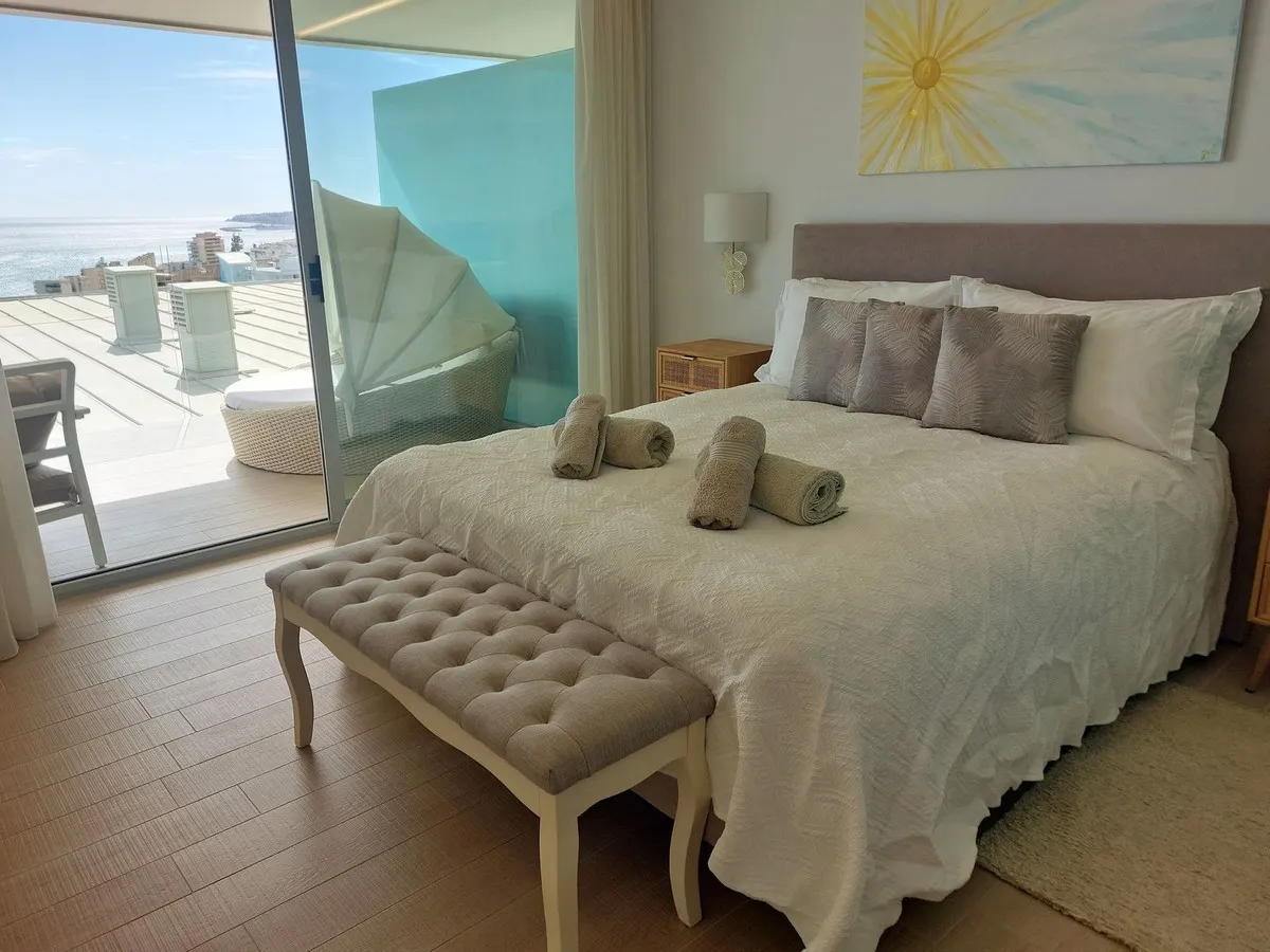 7b036710-5992-4194-b909-f2968a4f49c1