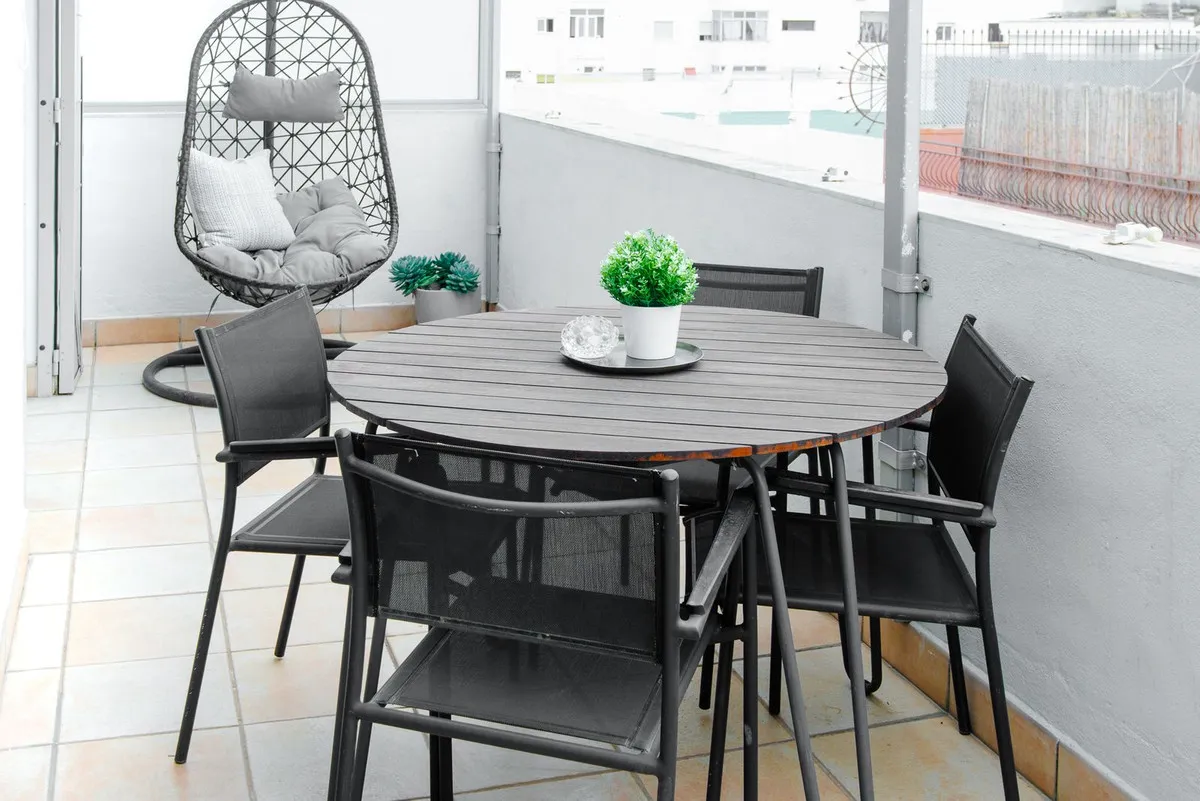 21940b2f-70a7-46f2-af50-9a7f2a68de21