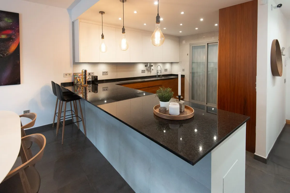 e2cfbf10-fc64-4634-9511-7fedfbbd7d62