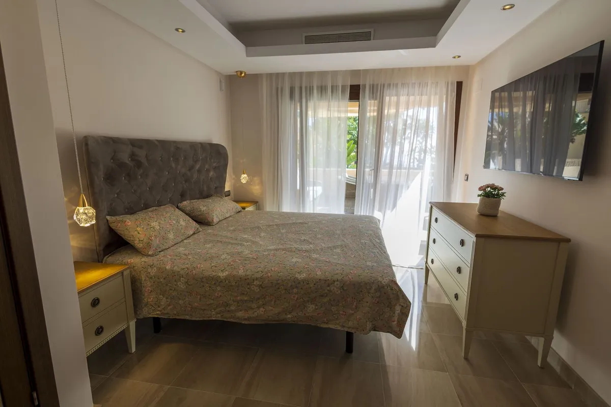 a4b3dd8b-ddcb-4489-b98f-e4874b4011f8