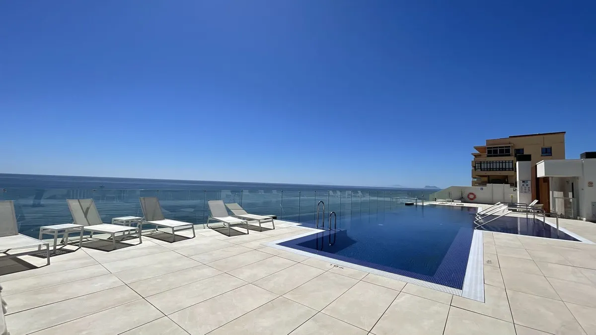 2990ed01-b16b-4faa-b501-7beef8f1f447