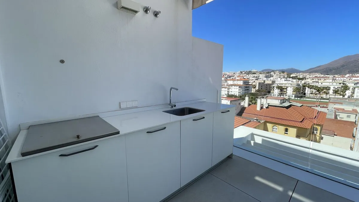 5ced7b04-065f-4e61-9051-5a8936a9a465