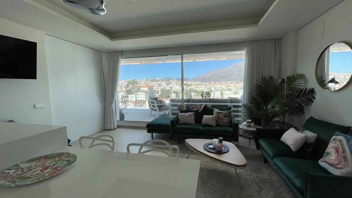 b1ee2f23-e483-4df9-a184-0ea91e48c127