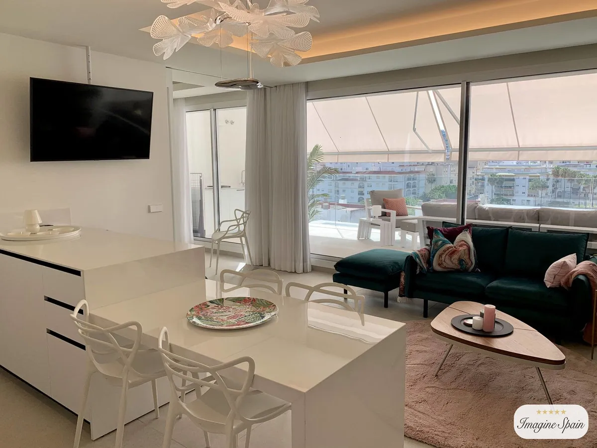 cfd0b895-5050-45c6-82ae-4744a054f3a3