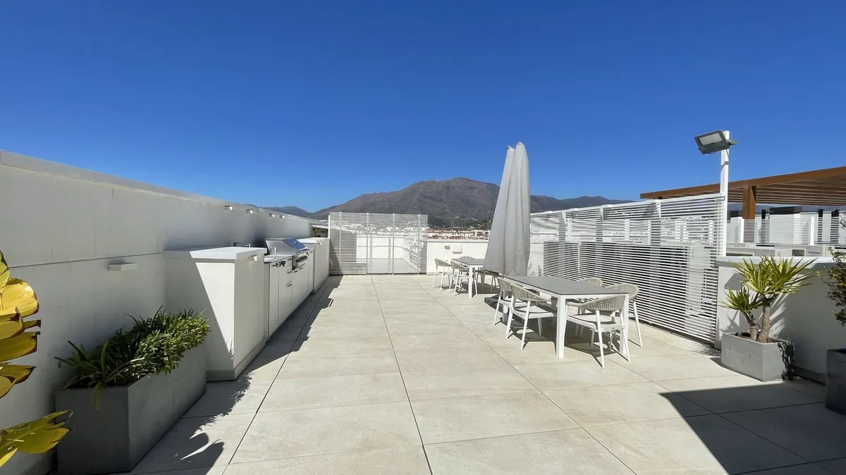 e66df958-8810-47e9-9b57-d507304d3586