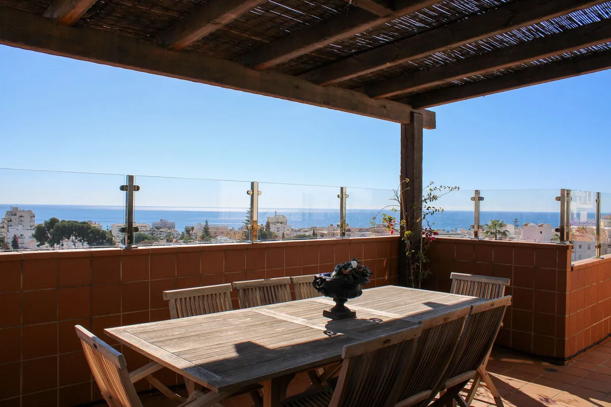 42633f5d-cfb1-43d2-970f-f9323762b86d