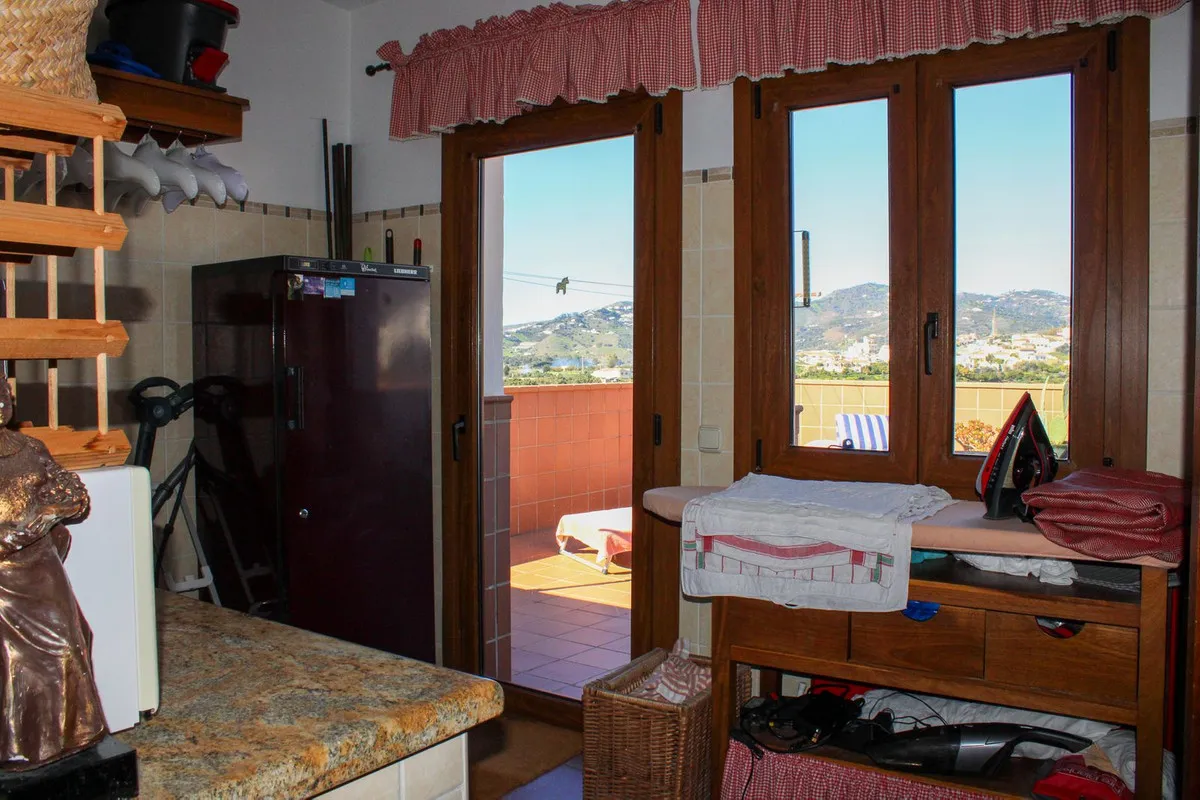 54599375-42cd-4607-b17a-5c6a3624556f