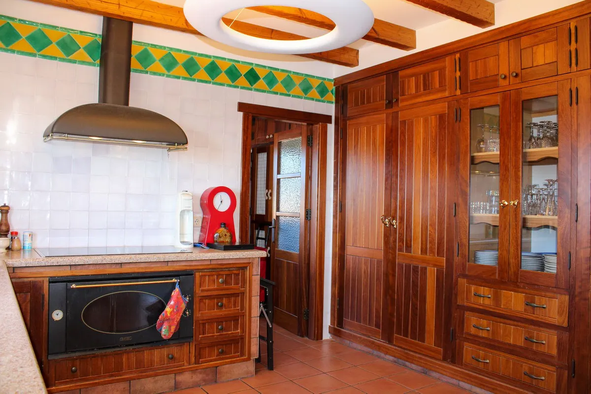 7fd1cb69-0848-47c8-8ff9-1e1c4ff70546