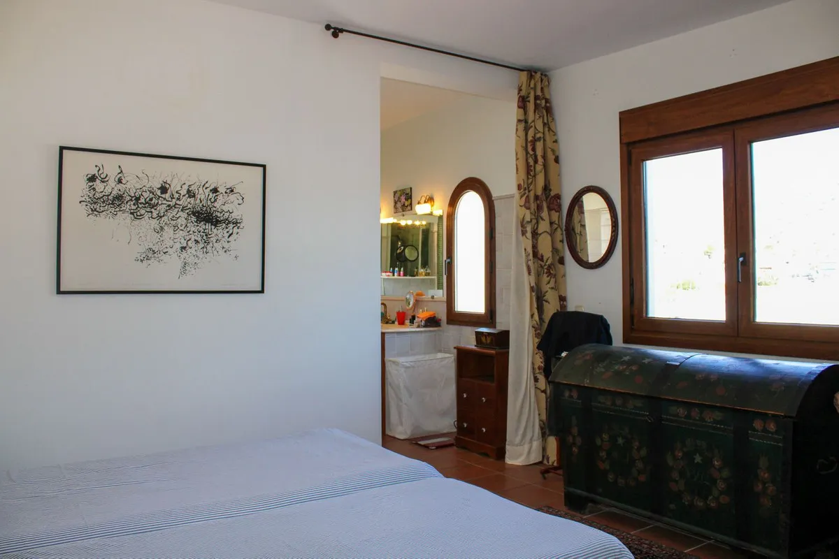 ba8cdc66-b5b0-47ca-abb8-94ebf0b43db6