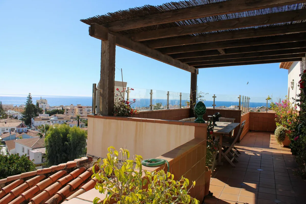 bad8d94b-d1b0-4da2-a636-b2b7910a0e66