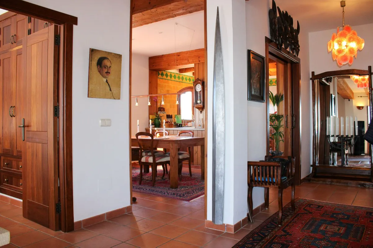 f1c82386-d1a0-40d3-b882-afc8ab4ae549