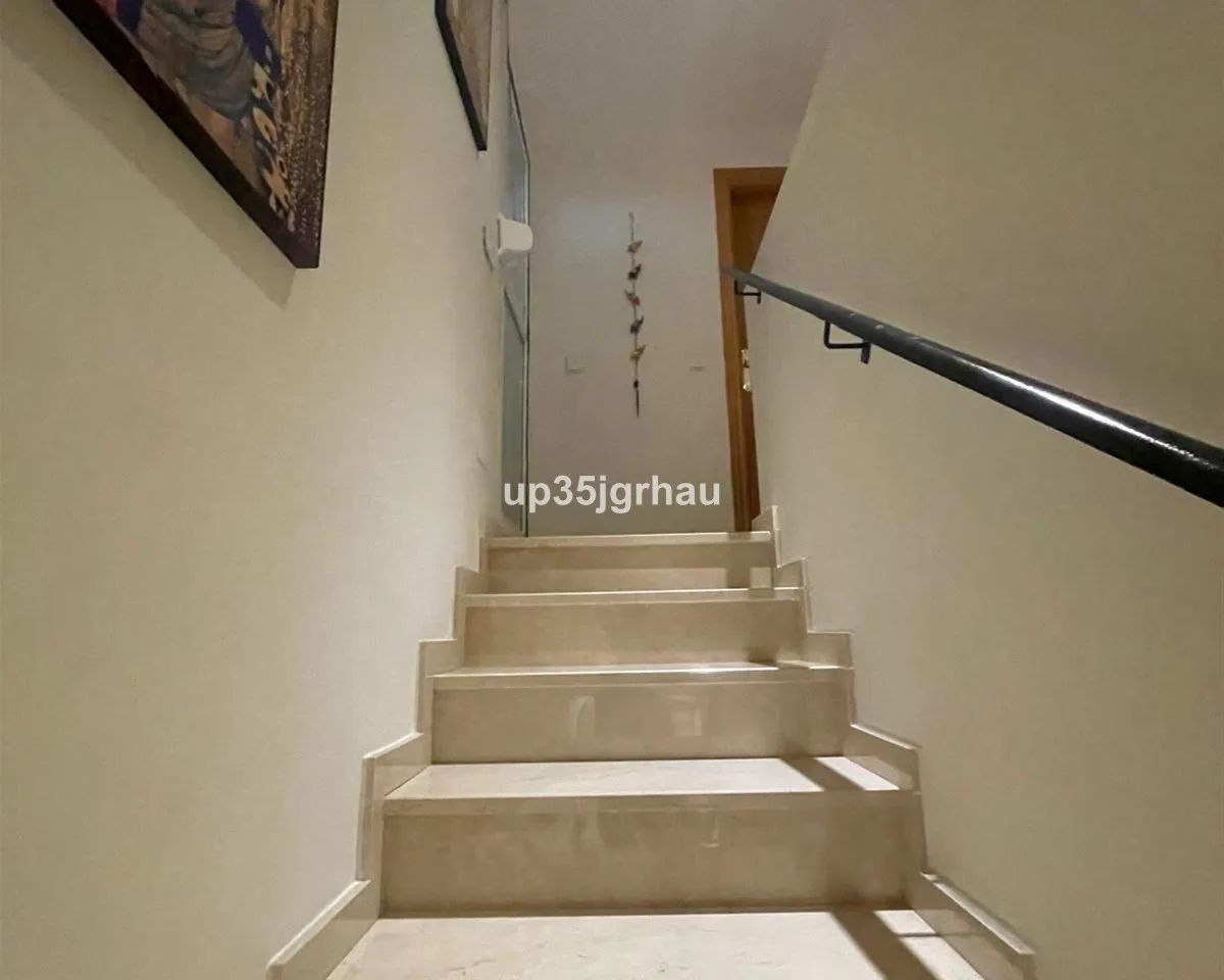 13fa512c-e1bf-4d21-9747-a8c40ee75d2b