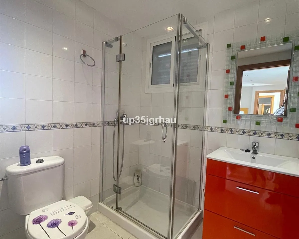 9bd6d8d9-4449-4155-9d74-224266a3bfc9