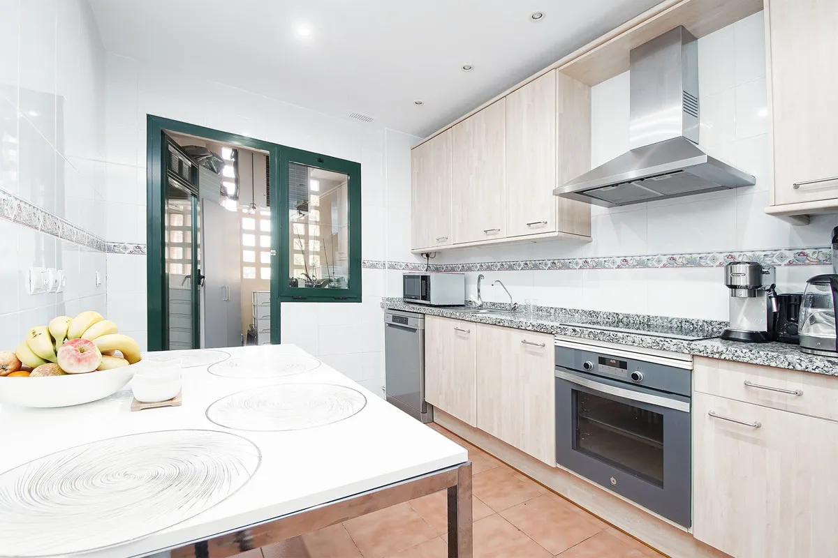 c4bf07fc-e88c-4fb9-85a6-618b6dd4acc7