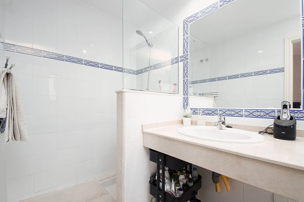 cf0f8181-b771-4f3b-93cb-1926fe49c646