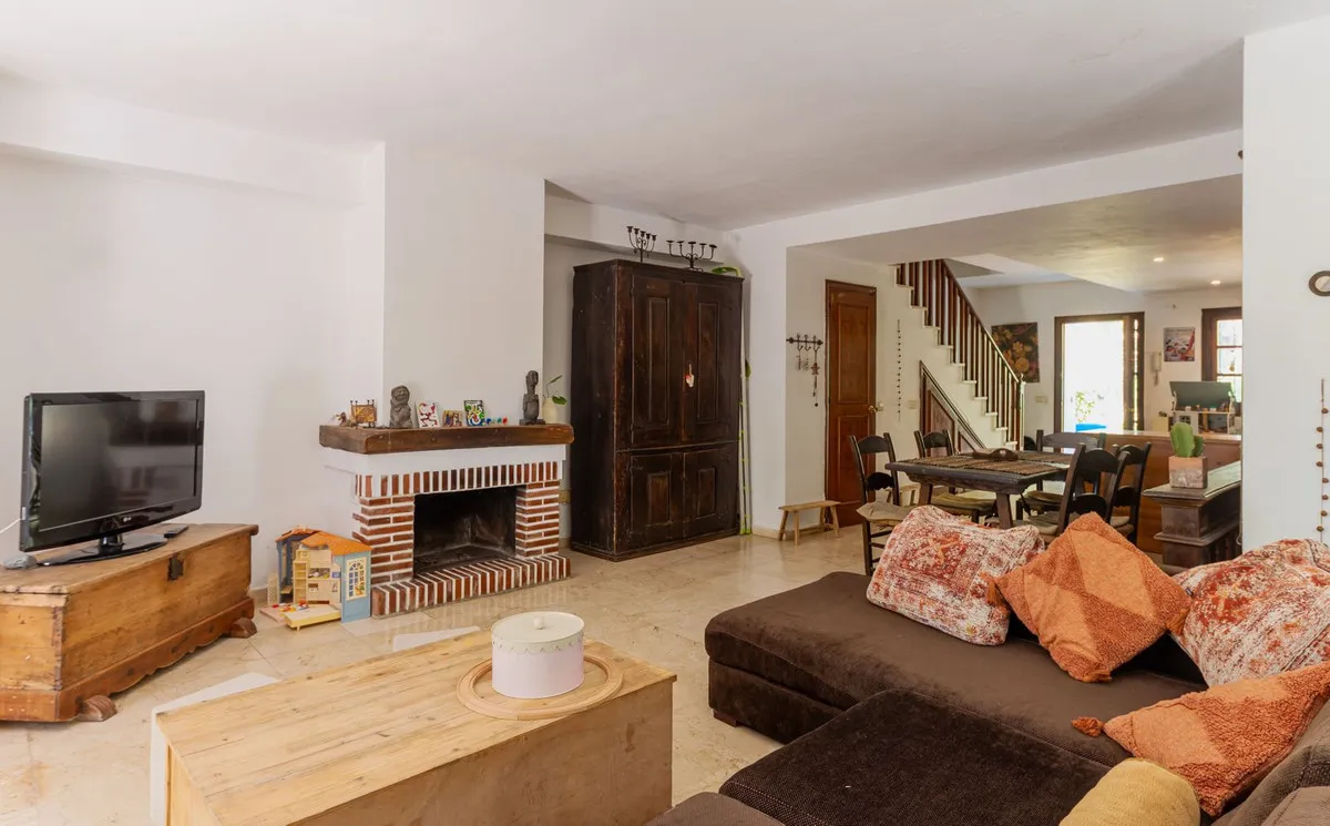 c319600b-028a-471d-ada7-ea220cf47738