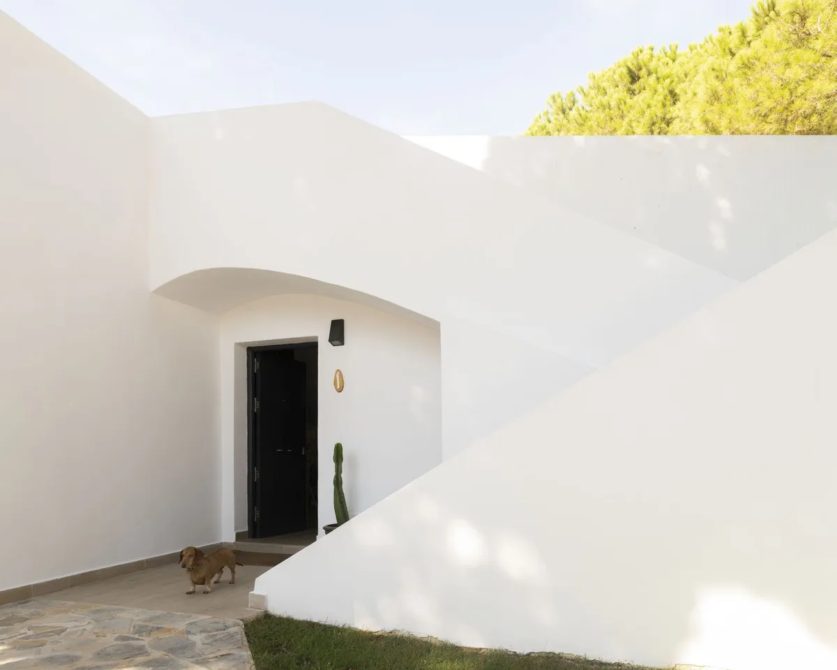 766e4cb3-7103-4ab2-b1ea-da1f390853f0