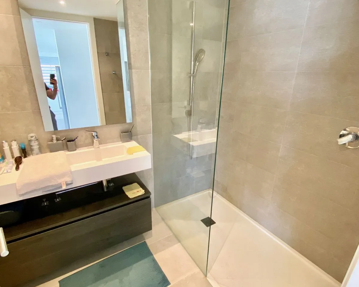 f3cb9809-2a3b-4b32-bd26-401535a895d8