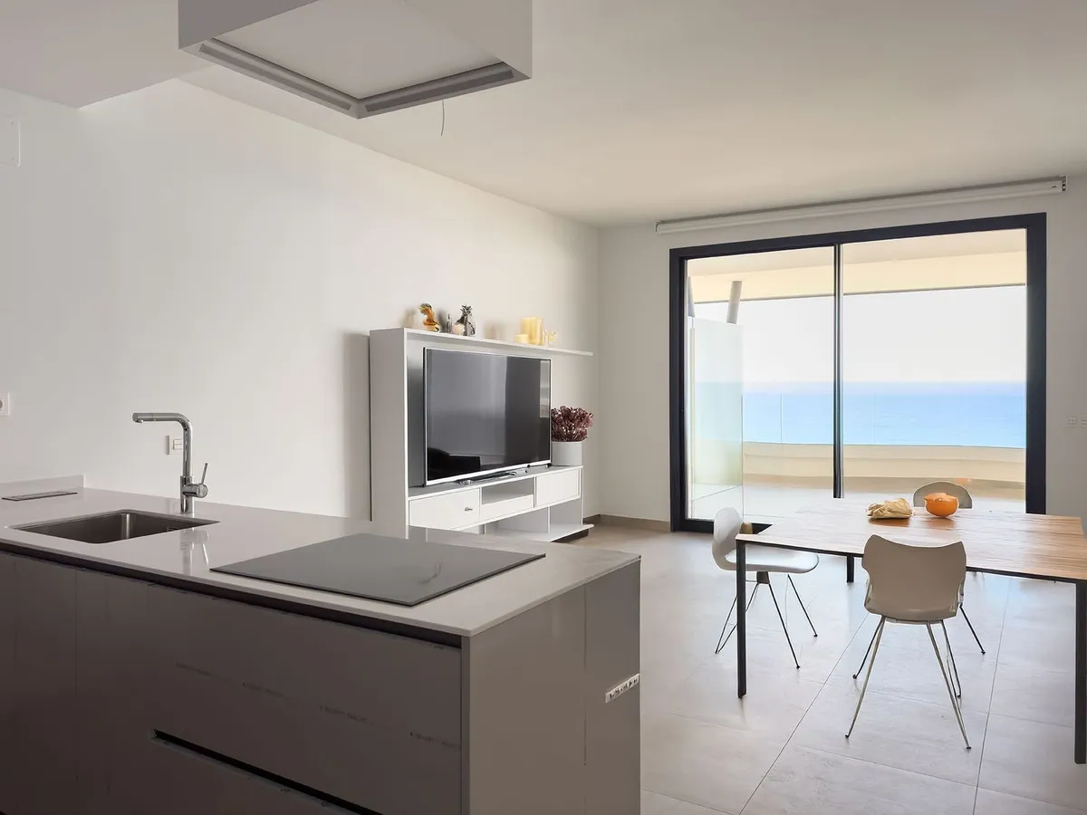 a6bbd6f2-a68c-428e-b09b-89564d6a4029