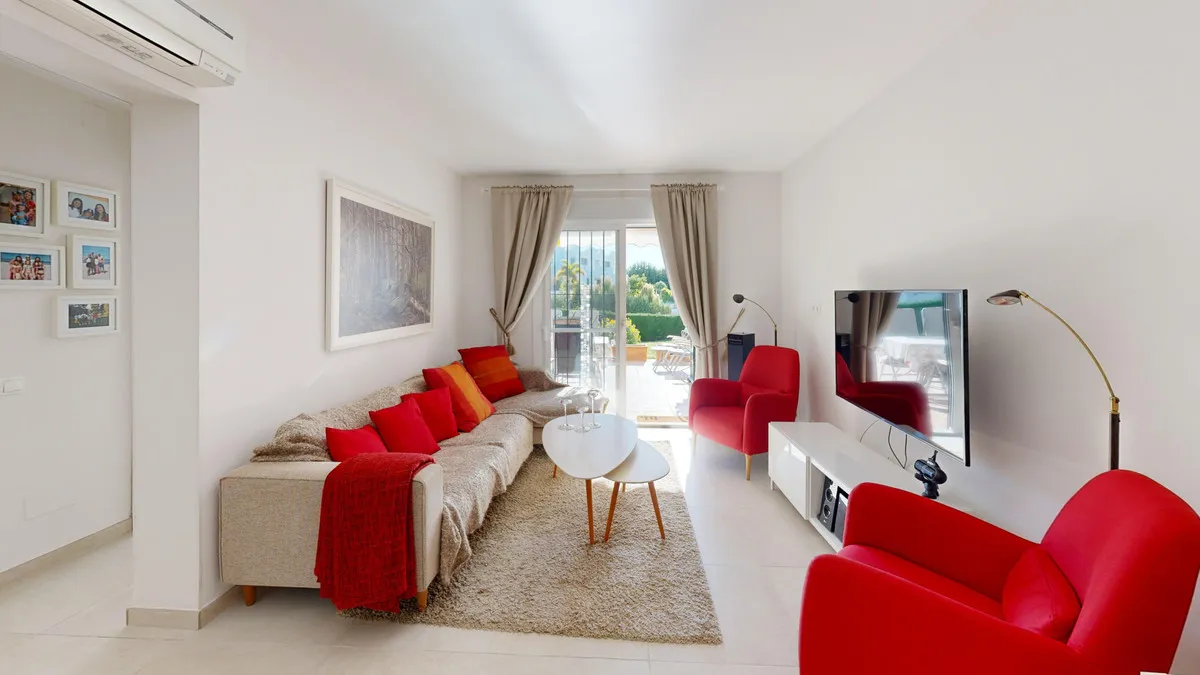 4372234c-5ff5-49ad-8c49-b187182187cf