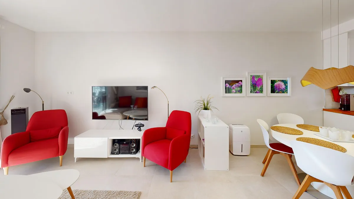 61ecfd03-2721-4f92-976f-4644e92d97cb