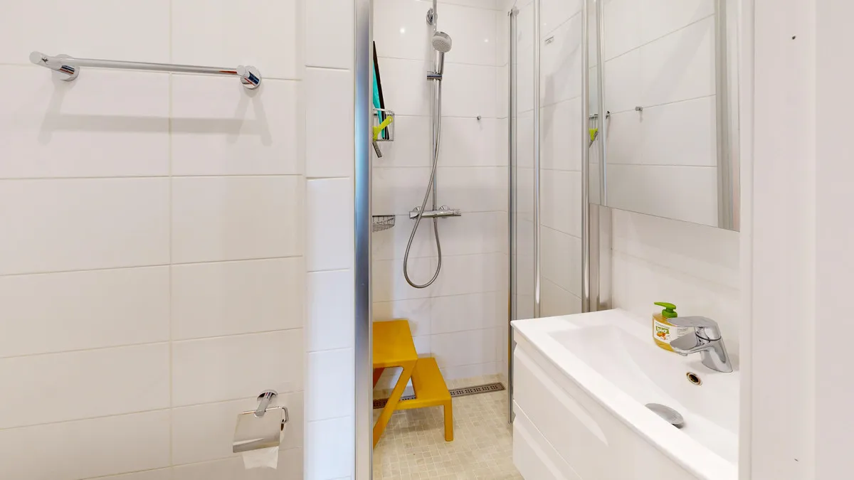 70536074-4a64-4592-92ec-89b710871583