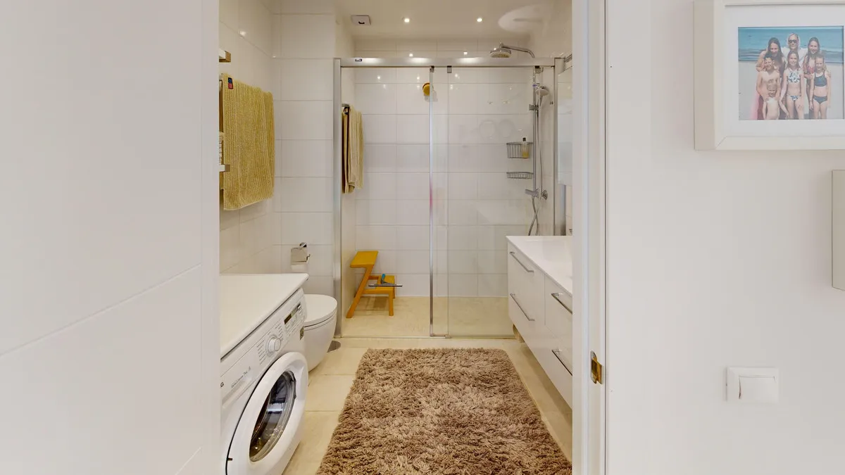 86cf6626-5a66-41a6-b348-cc9df88348c4