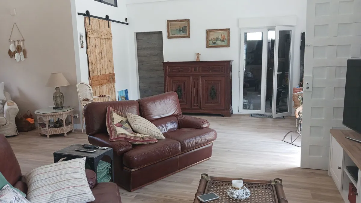 14a9a1a5-895d-4d67-9c8a-24ae4edf16fd