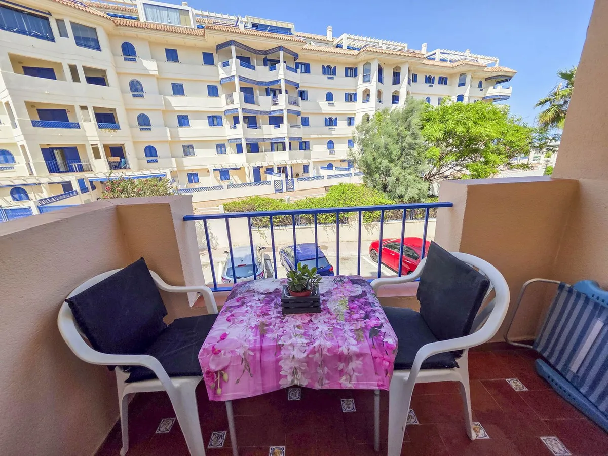 b3ec845d-f04c-489a-ace9-75c43288e749