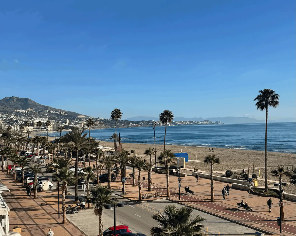 2210cf4c-b2c8-49e4-8dca-9affd8a48dcd