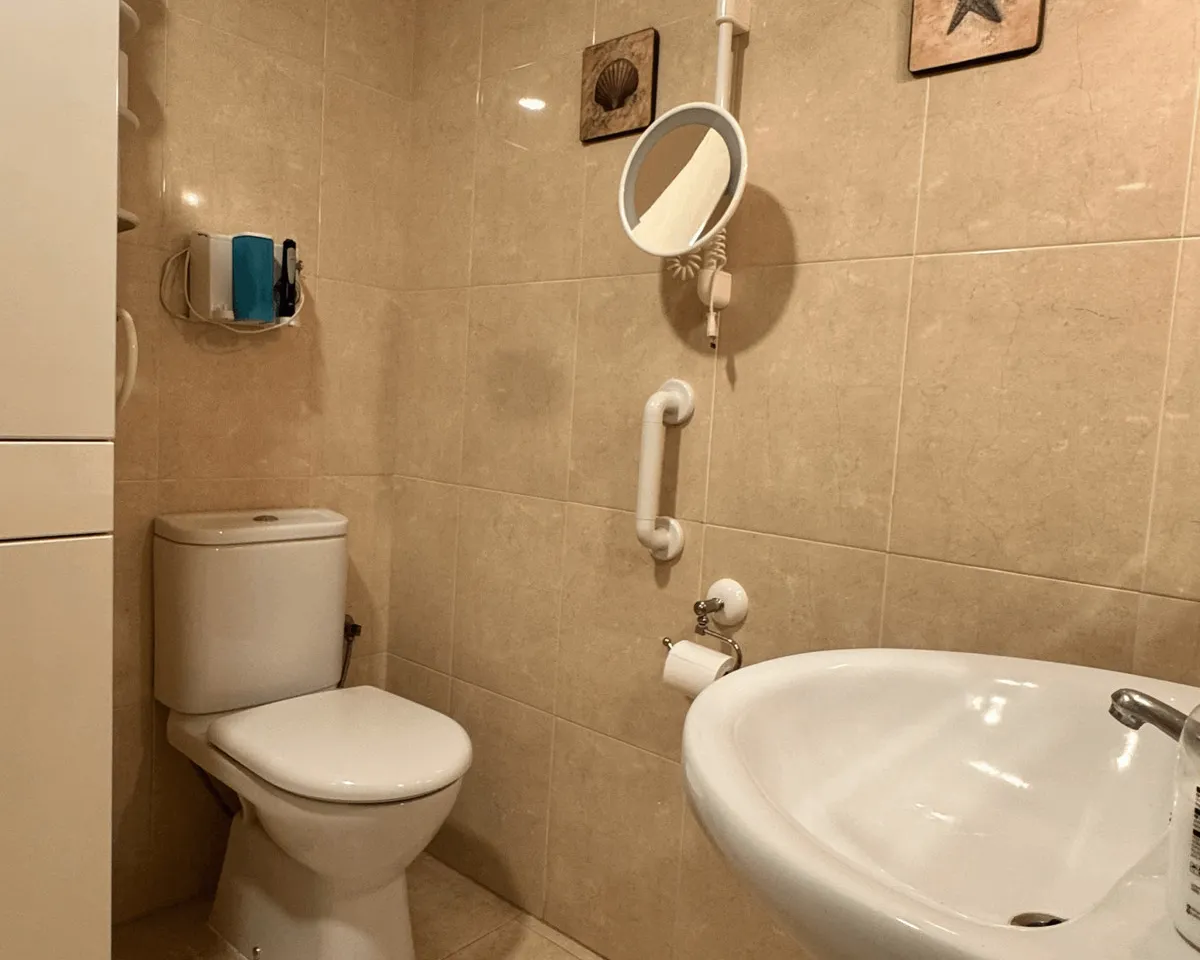 8f6a13c4-1a28-4a9b-bc54-d122b3c09cb3