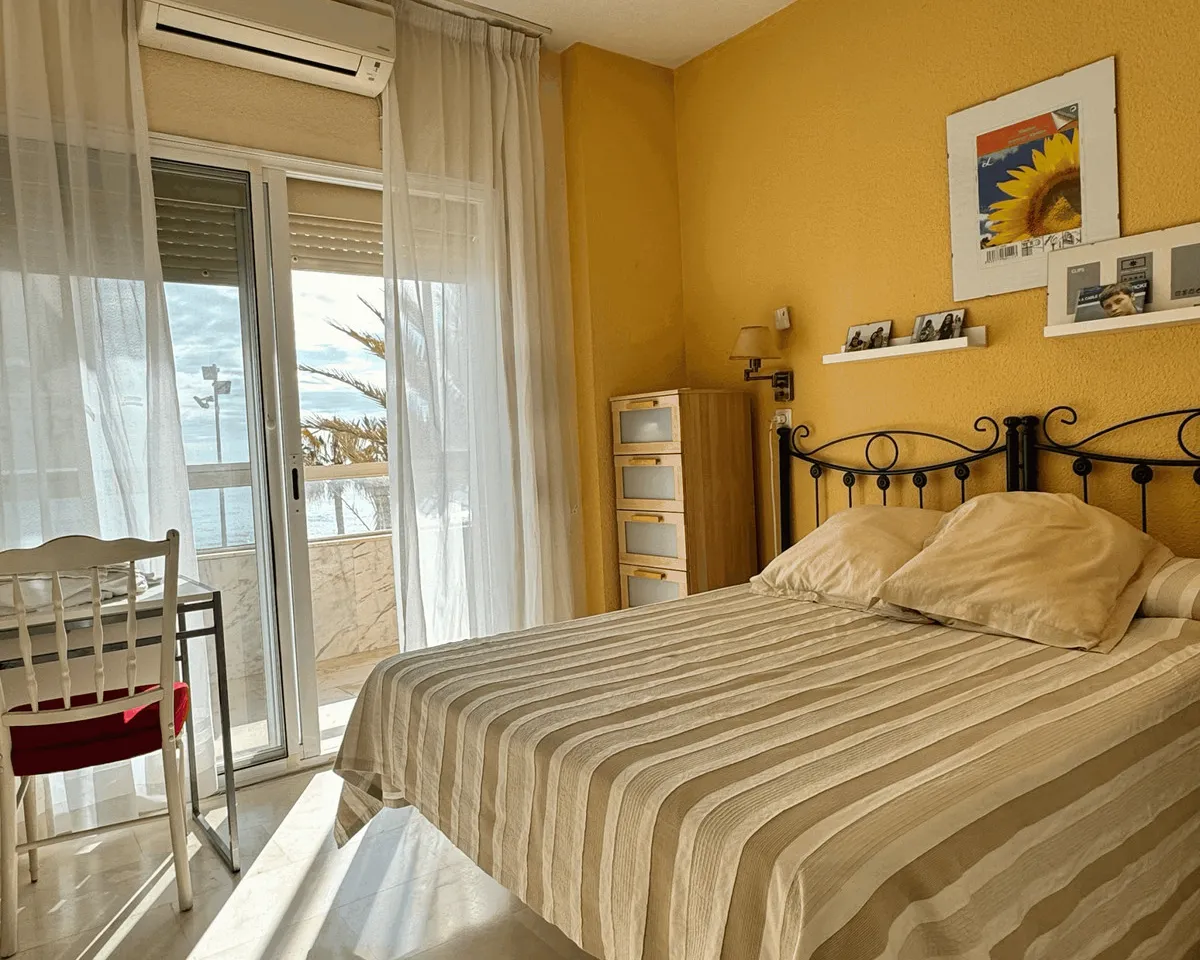 33539233-e25a-4d97-9c54-541613ed337f