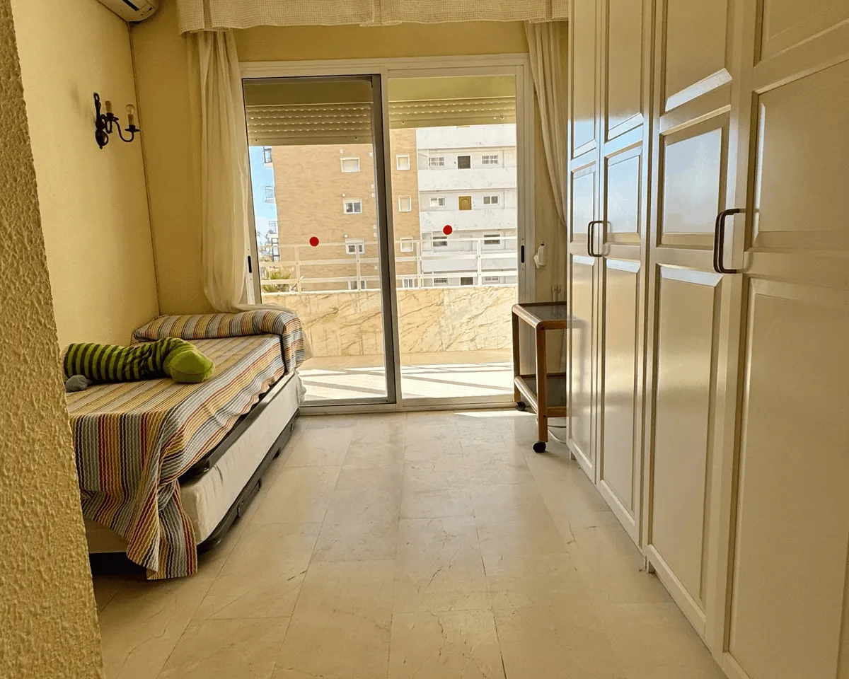 6accd5dc-eb3e-4af2-bd5c-34db87e7f6f4