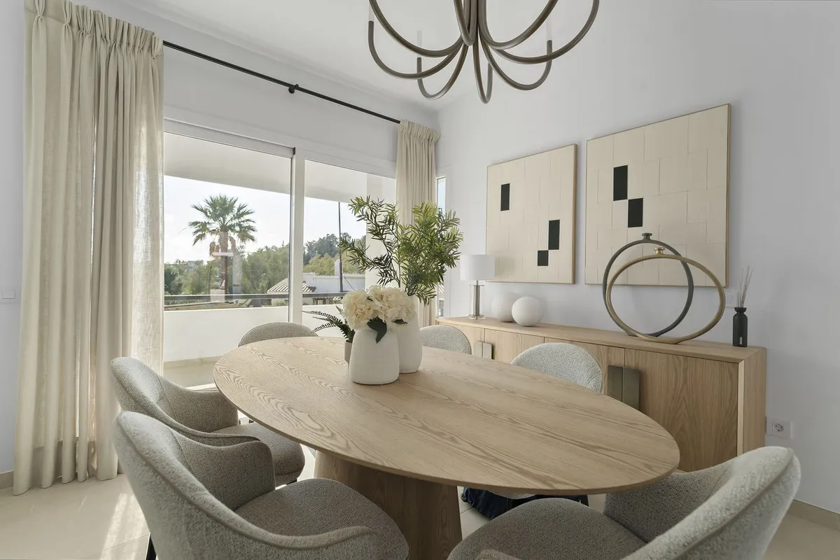 1d281b08-0034-4717-a7f7-ee762b9f7d4f