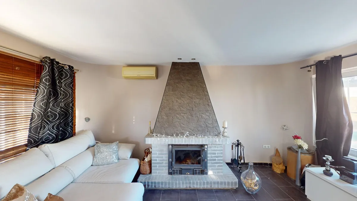 0cc4e98d-b823-41ad-b658-cc027a7b346d