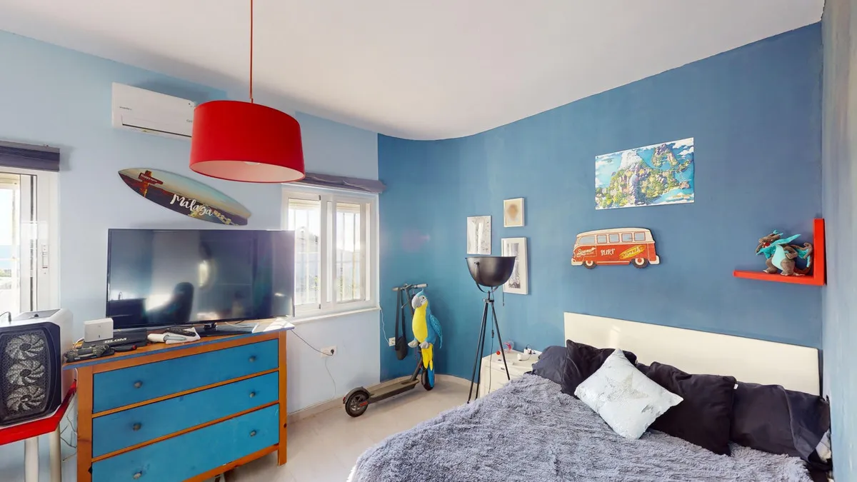 23ca57fc-cfee-4716-89f7-f6956a16bb28