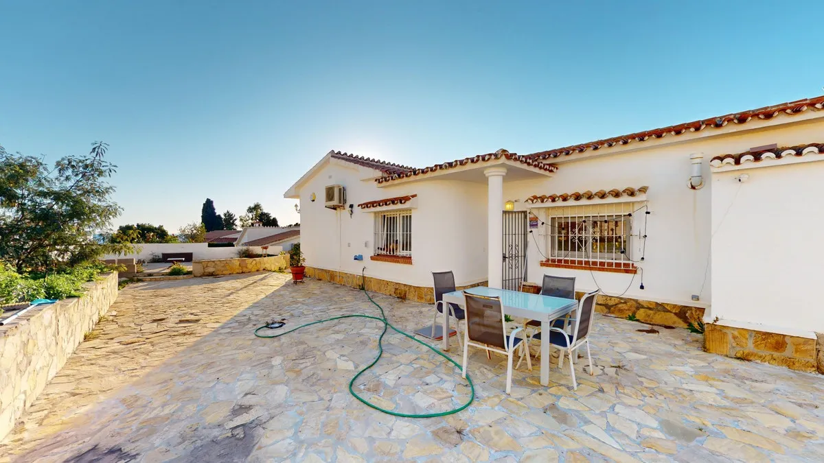 245b79ba-dde6-4b8d-89fd-85b2f525e077